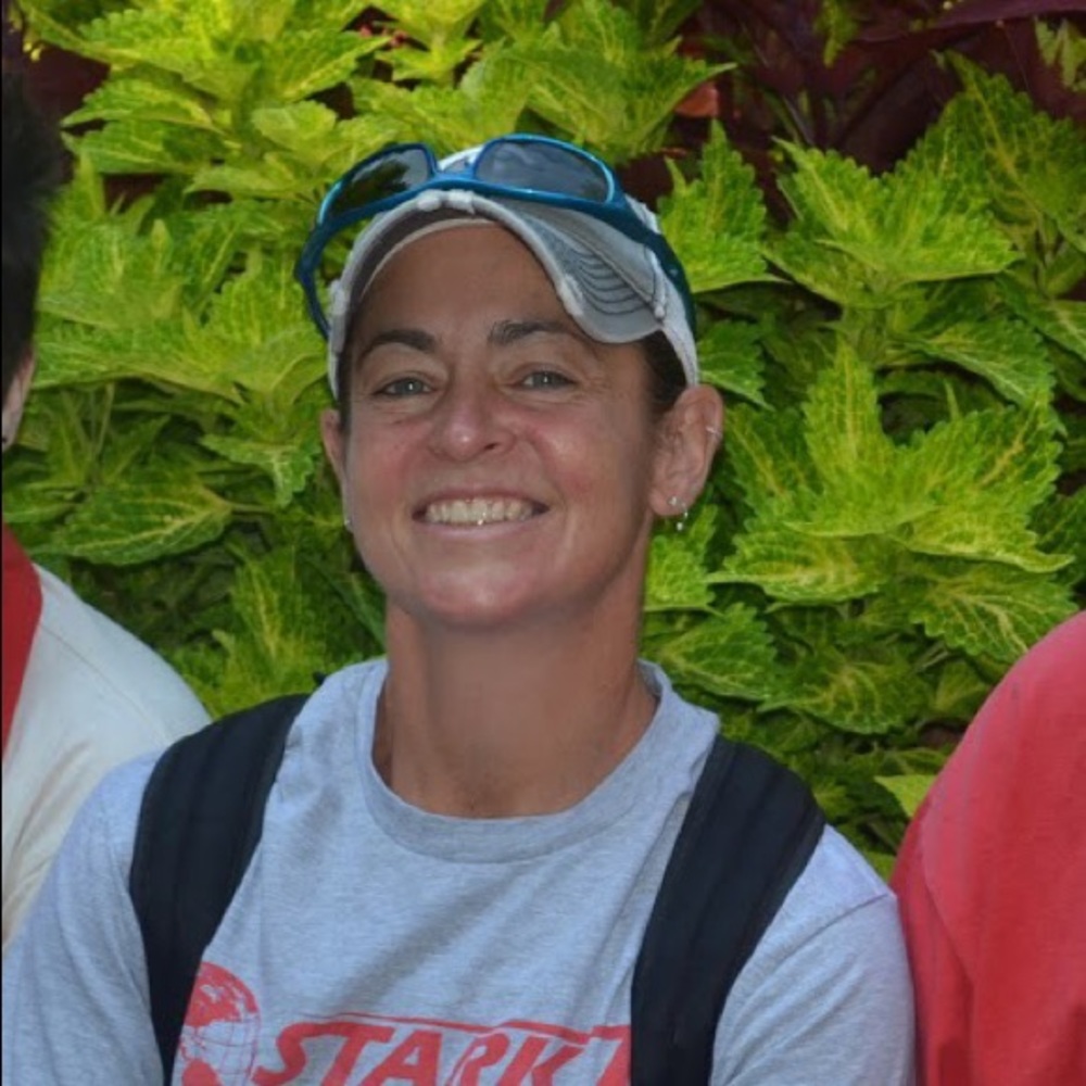 Meet your Posher, Steph